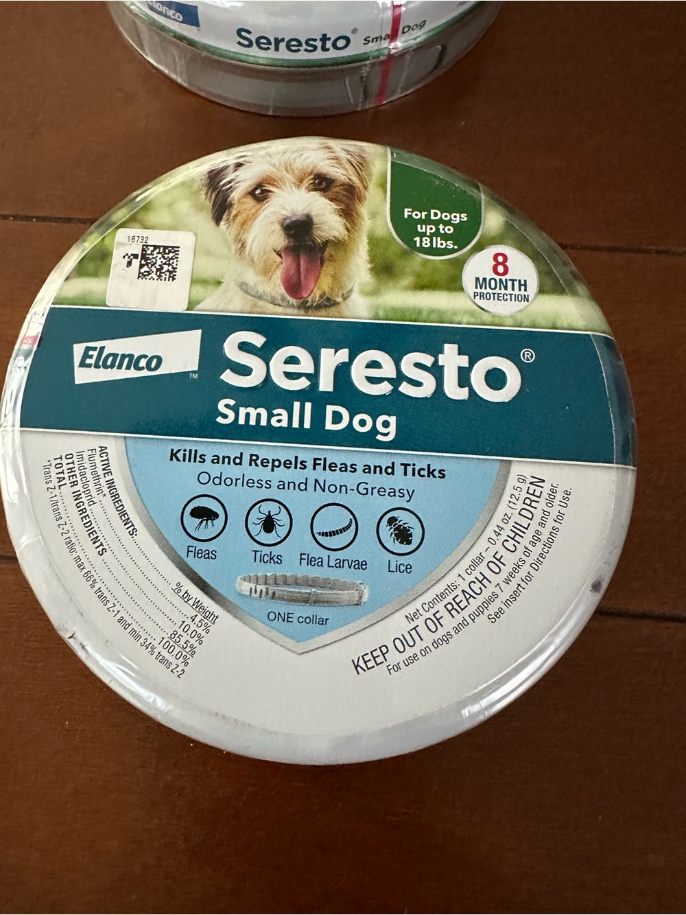 Seresto 2 Small Dog Flea & Tick Collars - Picture 2 of 6